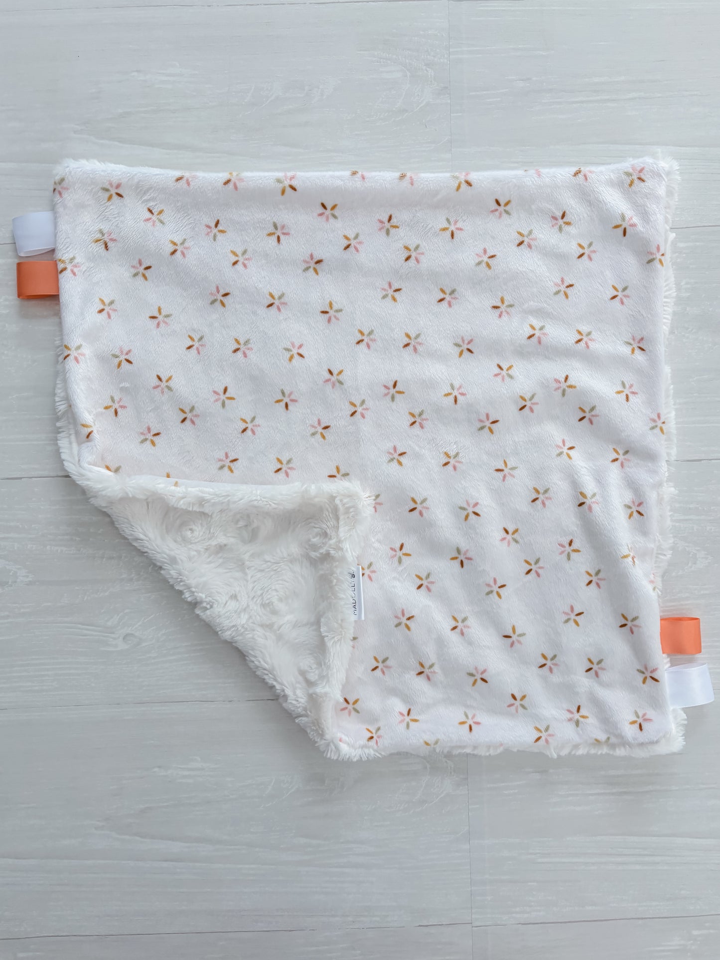 White Dainty Floral Lovey
