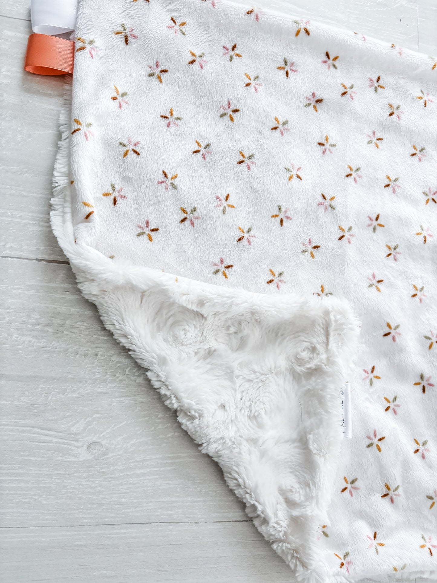 White Dainty Floral Lovey